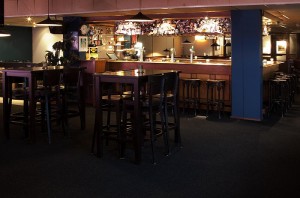 img1196085569